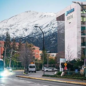 Wyndham Santiago Pettra